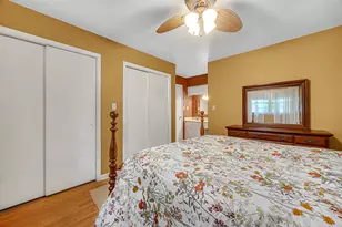 8805 Lee St, Crown Point, IN 46307 - Photo 16