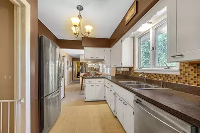 8805 Lee Street, Crown Point, IN 46307 - Photo 10