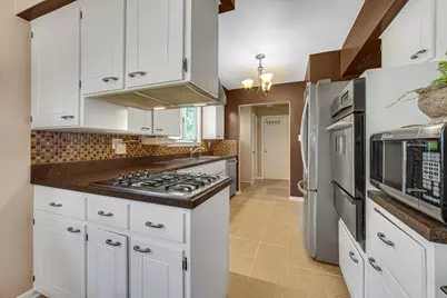 8805 Lee Street, Crown Point, IN 46307 - Photo 8