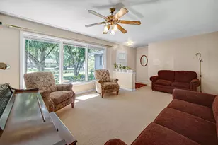 8805 Lee St, Crown Point, IN 46307 - Photo 4