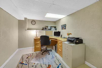 8805 Lee Street, Crown Point, IN 46307 - Photo 22