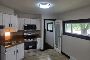 4422 E 20th Ct, Gary, IN 46405 - Photo 2