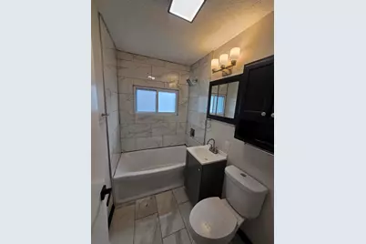 4422 E 20th Court, Gary, IN 46405 - Photo 6
