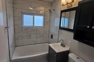 4422 E 20th Ct, Gary, IN 46405 - Photo 6