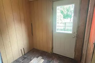109 E Prairie St, Goodland, IN 47948 - Photo 8