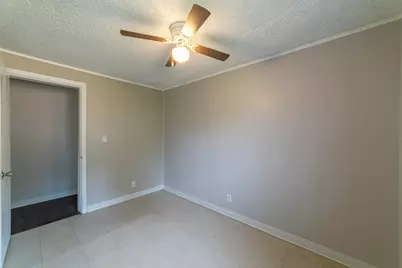 401 Oak Street, Michigan City, IN 46360 - Photo 18