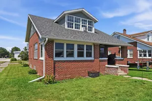 102 E Washington St, Morocco, IN 47963 - Photo 2