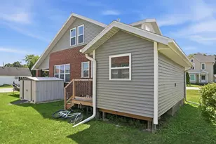 102 E Washington St, Morocco, IN 47963 - Photo 16