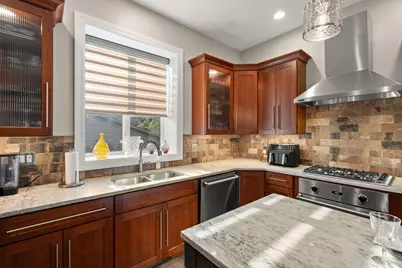 4003 W 92nd Place, Merrillville, IN 46410 - Photo 10