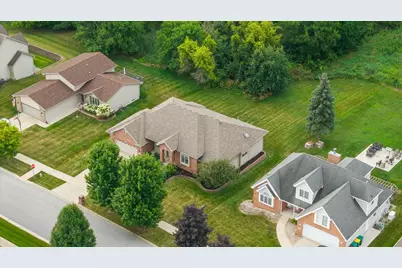 4003 W 92nd Place, Merrillville, IN 46410 - Photo 18