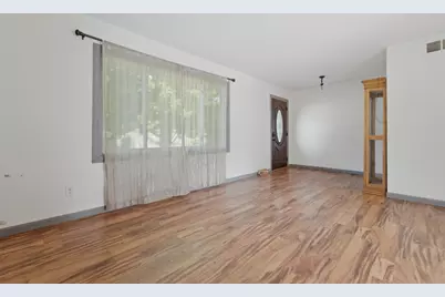 609 Black Oak Drive, Trail Creek, IN 46360 - Photo 2
