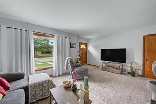 217 E Joliet St, Schererville, IN 46375 - Photo 12