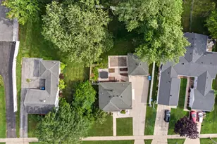 217 E Joliet St, Schererville, IN 46375 - Photo 4