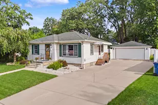 217 E Joliet St, Schererville, IN 46375 - Photo 2