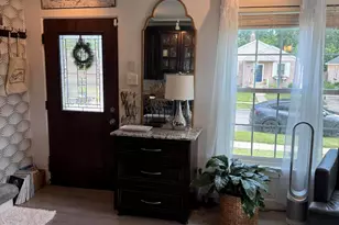 129 Beverly Blvd, Hobart, IN 46342 - Photo 4