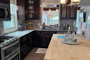129 Beverly Blvd, Hobart, IN 46342 - Photo 6