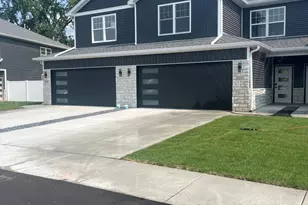 2537 Longwood Dr, Highland, IN 46322 - Photo 1