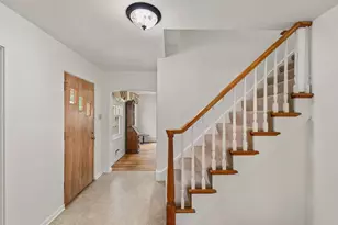 139 Beverly Blvd, Hobart, IN 46342 - Photo 10
