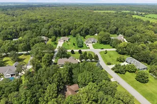 3663 Woodgate Dr, Wheatfield, IN 46392 - Photo 6