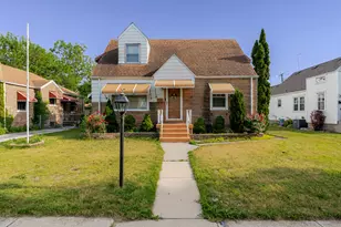 902 173rd St, Hammond, IN 46324 - Photo 1