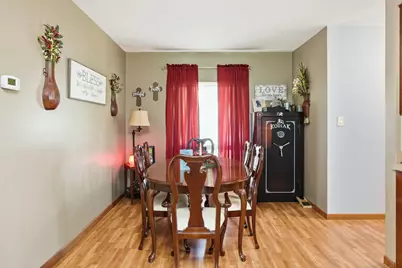 484 E Robbins Street, Wheatfield, IN 46392 - Photo 10