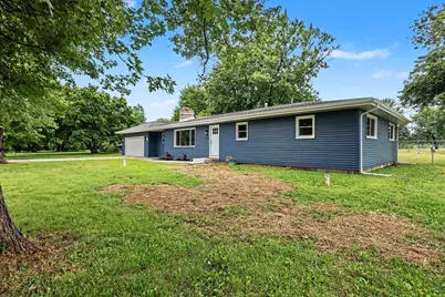 838 N 450 W, Valparaiso, IN 46385 - Photo 4