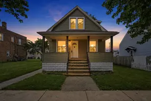 237 E 142nd St, Hammond, IN 46327 - Photo 1