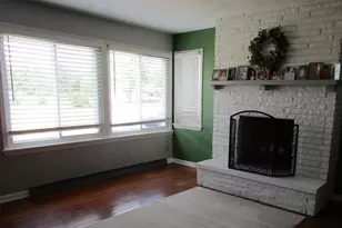 1105 E Rand St, Hobart, IN 46342 - Photo 6