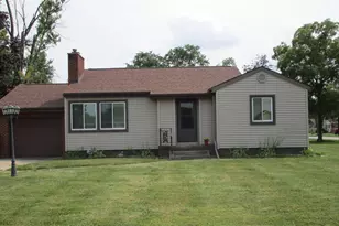 1105 E Rand St, Hobart, IN 46342 - Photo 2