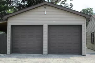 1105 E Rand St, Hobart, IN 46342 - Photo 4