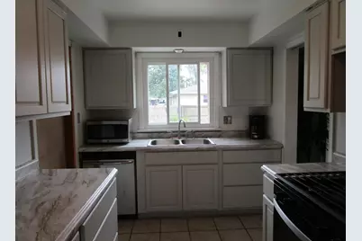 1105 E Rand Street, Hobart, IN 46342 - Photo 12