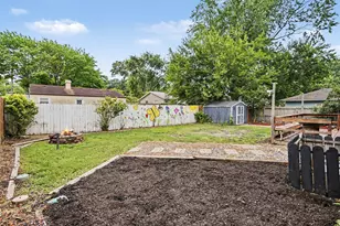 705 Plymouth Ct, Michigan City, IN 46360 - Photo 14
