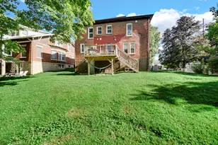 204 Brown St, Valparaiso, IN 46383 - Photo 16