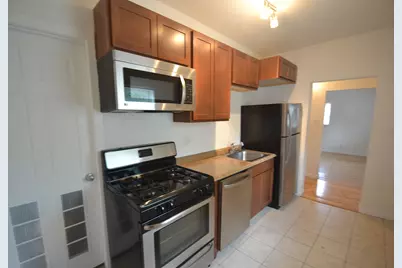 555 S Locust Street #3, Valparaiso, IN 46383 - Photo 2