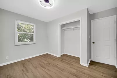 4320 W 25th Place, Gary, IN 46404 - Photo 8