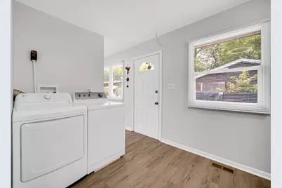 4320 W 25th Place, Gary, IN 46404 - Photo 6