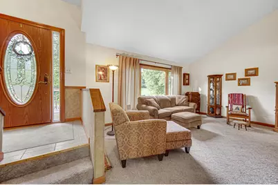 7888 W Applewood Drive, La Porte, IN 46350 - Photo 4