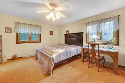 7888 W Applewood Drive, La Porte, IN 46350 - Photo 14