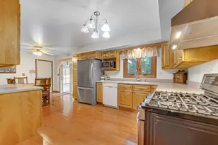 7888 W Applewood Dr, La Porte, IN 46350 - Photo 12