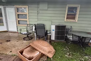 8532 Delaware St, Highland, IN 46322 - Photo 22