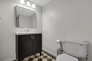 805 Wellington Dr, Dyer, IN 46311 - Photo 8