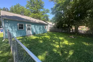 1309 Springland Ave, Michigan City, IN 46360 - Photo 2
