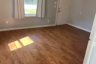 1309 Springland Ave, Michigan City, IN 46360 - Photo 4