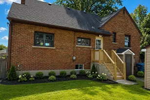 802 N Lafayette St, Griffith, IN 46319 - Photo 28