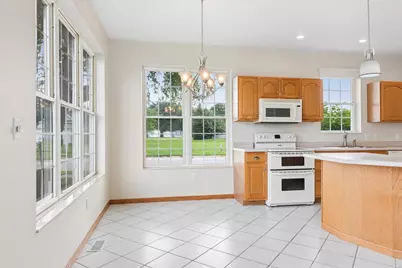 6976 Squirrel Creek Avenue, Portage, IN 46368 - Photo 4