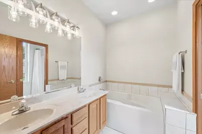 6976 Squirrel Creek Avenue, Portage, IN 46368 - Photo 10
