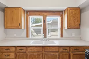 6424 Euclid Ave, Hammond, IN 46324 - Photo 10