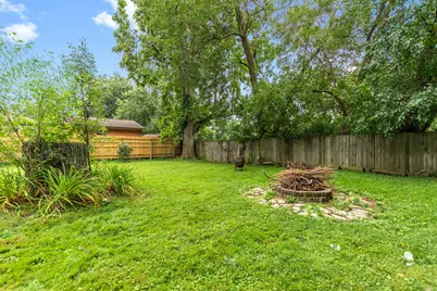 613 W Joliet Street, Crown Point, IN 46307 - Photo 16