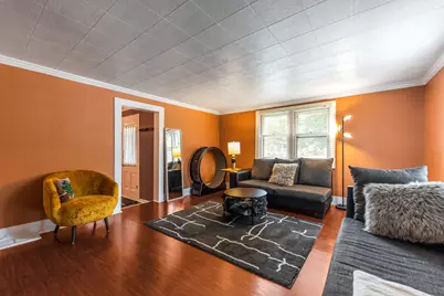 613 W Joliet Street, Crown Point, IN 46307 - Photo 2