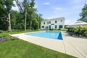 18 Blue Grass Wy, Chesterton, IN 46304 - Photo 10